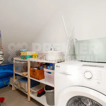 1Br Apartment Near Beach - Ino By Premier